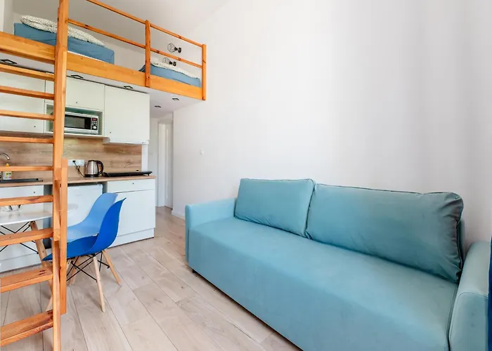 S46 Jeden * Λοτζ